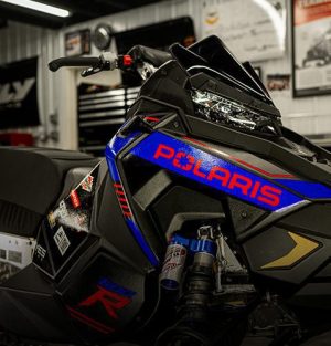 team-polaris-600-race-sled-tile-01-xxs.jpg